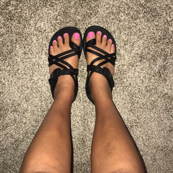 chacos limb black